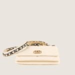 19-wallet-on-chain-affordable-luxury-450445-1