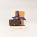 6-key-holder-affordable-luxury-639769-1