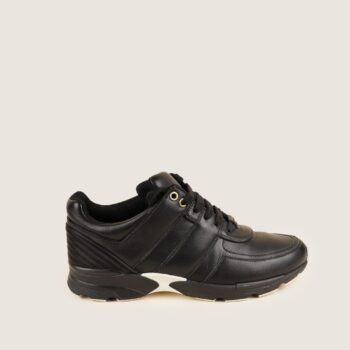 CC Sneakers 38?