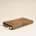 zippy-wallet-affordable-luxury-292817-1