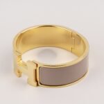 wide-clic-h-bracelet-affordable-luxury-919243-1