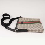web-messenger-affordable-luxury-709786-1