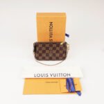 pochette-accessoires-affordable-luxury-867024-1