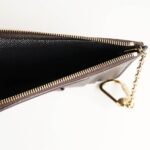recto-verso-card-holder-affordable-luxury-566825-1
