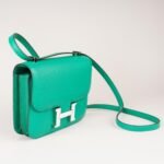 constance-18-shoulder-bag-affordable-luxury-283355-1