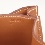 constance-18-shoulder-bag-affordable-luxury-584875-1