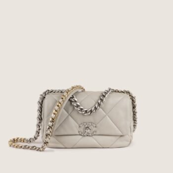 19 Small Flap Bag