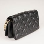 pochette-coussin-affordable-luxury-653838