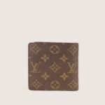 bifold-wallet-affordable-luxury-143431-1