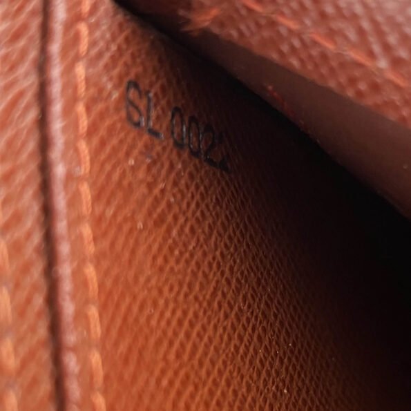 Bifold Wallet - LOUIS VUITTON - Affordable Luxury