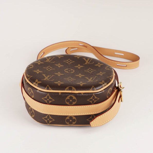 Boite Chapeau Souple PM Bag - LOUIS VUITTON - Affordable Luxury