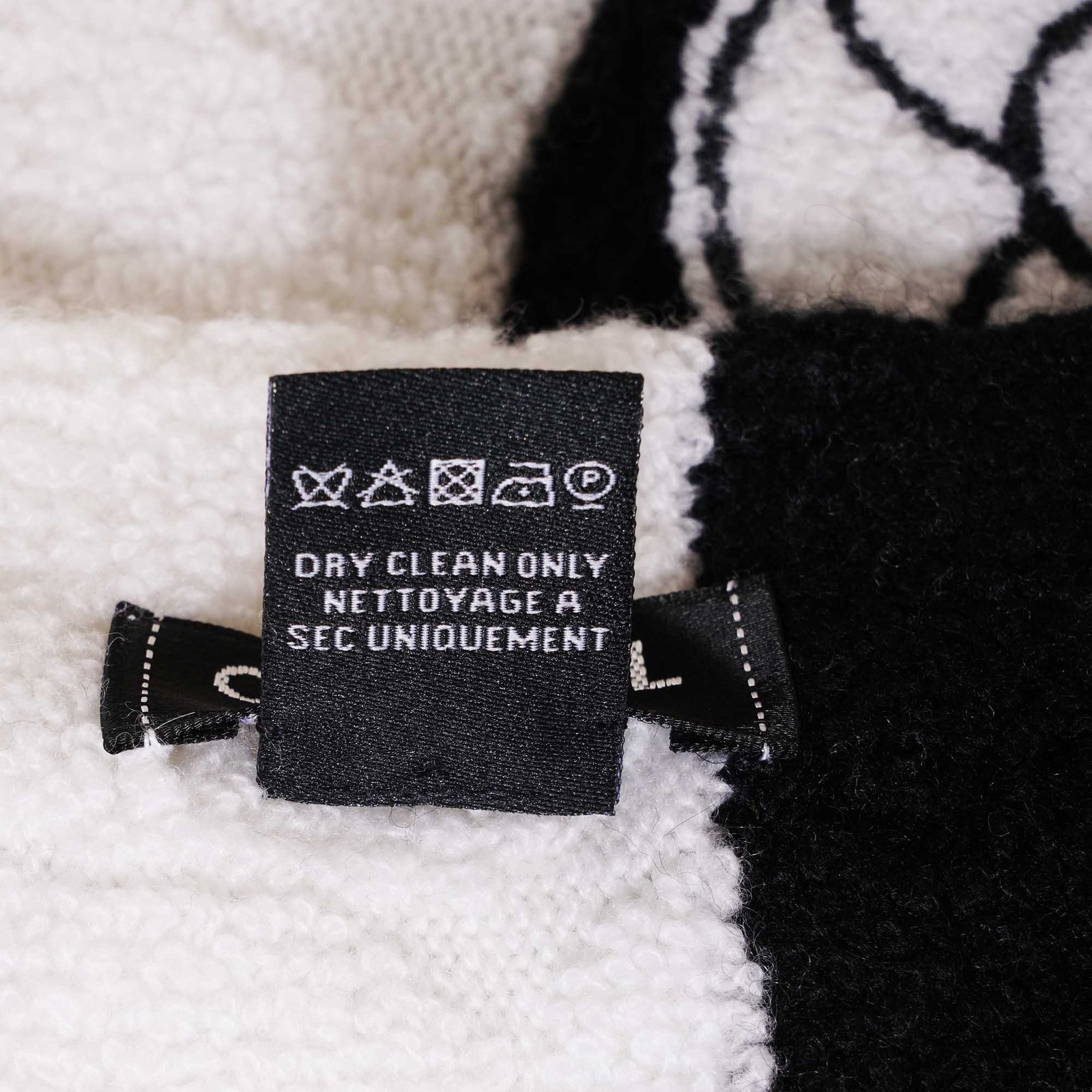 camellia-scarf-affordable-luxury-897480-1 Camellia Scarf - CHANEL - Affordable Luxury