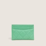 cc-classic-card-holder-affordable-luxury-846422-1