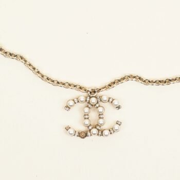 CC Faux Pearl Necklace - CHANEL - Affordable Luxury