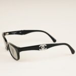cc-strass-sunglasses-affordable-luxury-626976-1