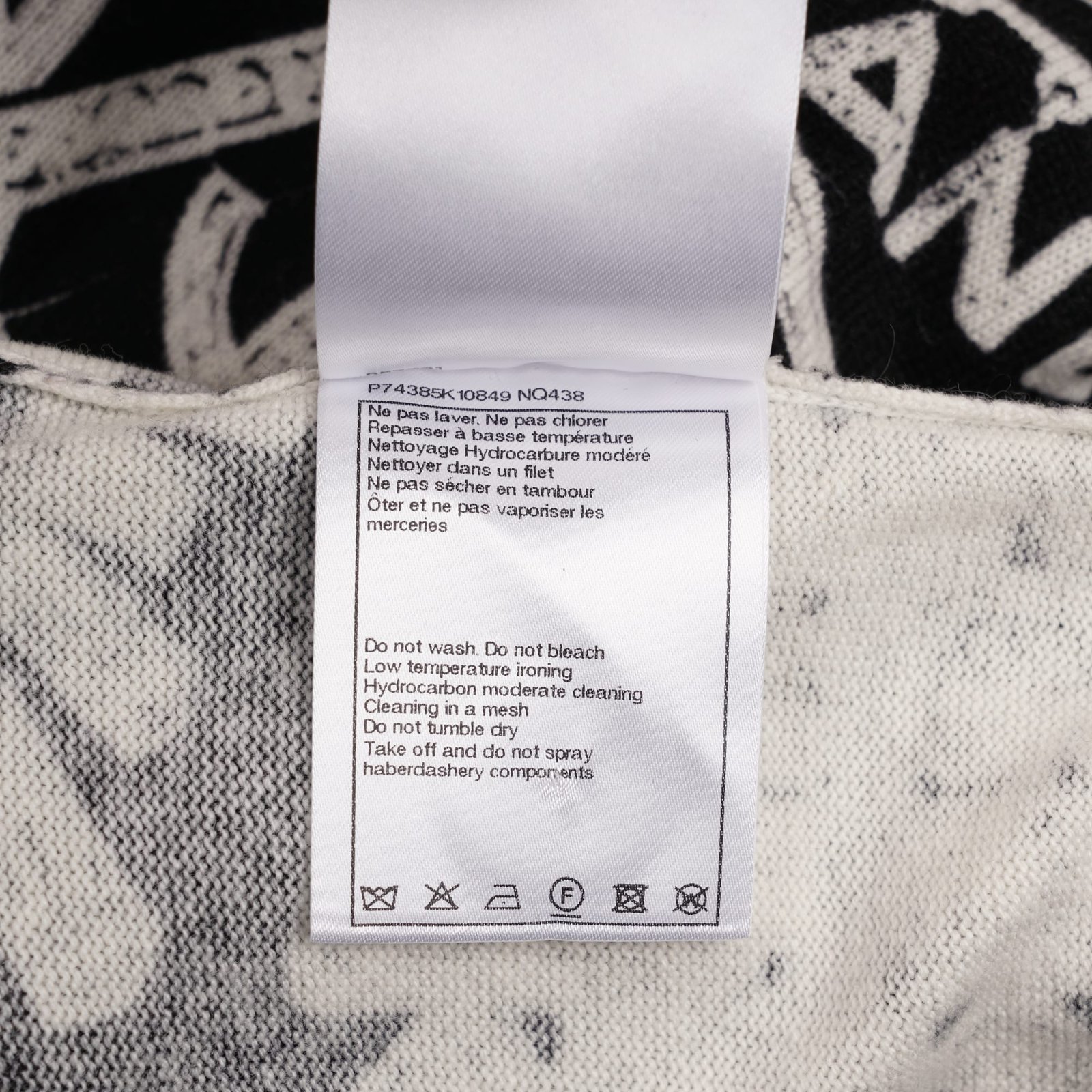 cc-sweater-36-affordable-luxury-976602-1 CC Sweater 36 - CHANEL - Affordable Luxury