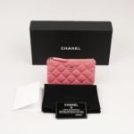 cc-zipped-pouch-affordable-luxury-967589-1