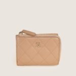 compact-zipped-wallet-affordable-luxury-320460-1