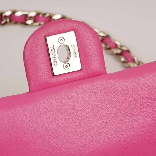 Elegant Chain Flap Bag - CHANEL - Affordable Luxury