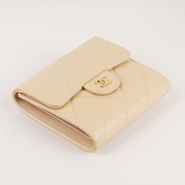 Fold Wallet - CHANEL - Affordable Luxury