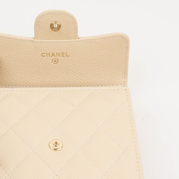Fold Wallet - CHANEL - Affordable Luxury