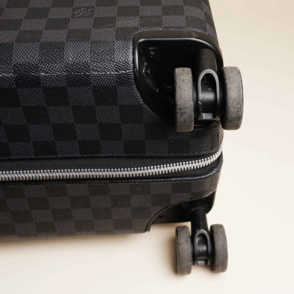 Horizon 50 Suitcase - LOUIS VUITTON - Affordable Luxury