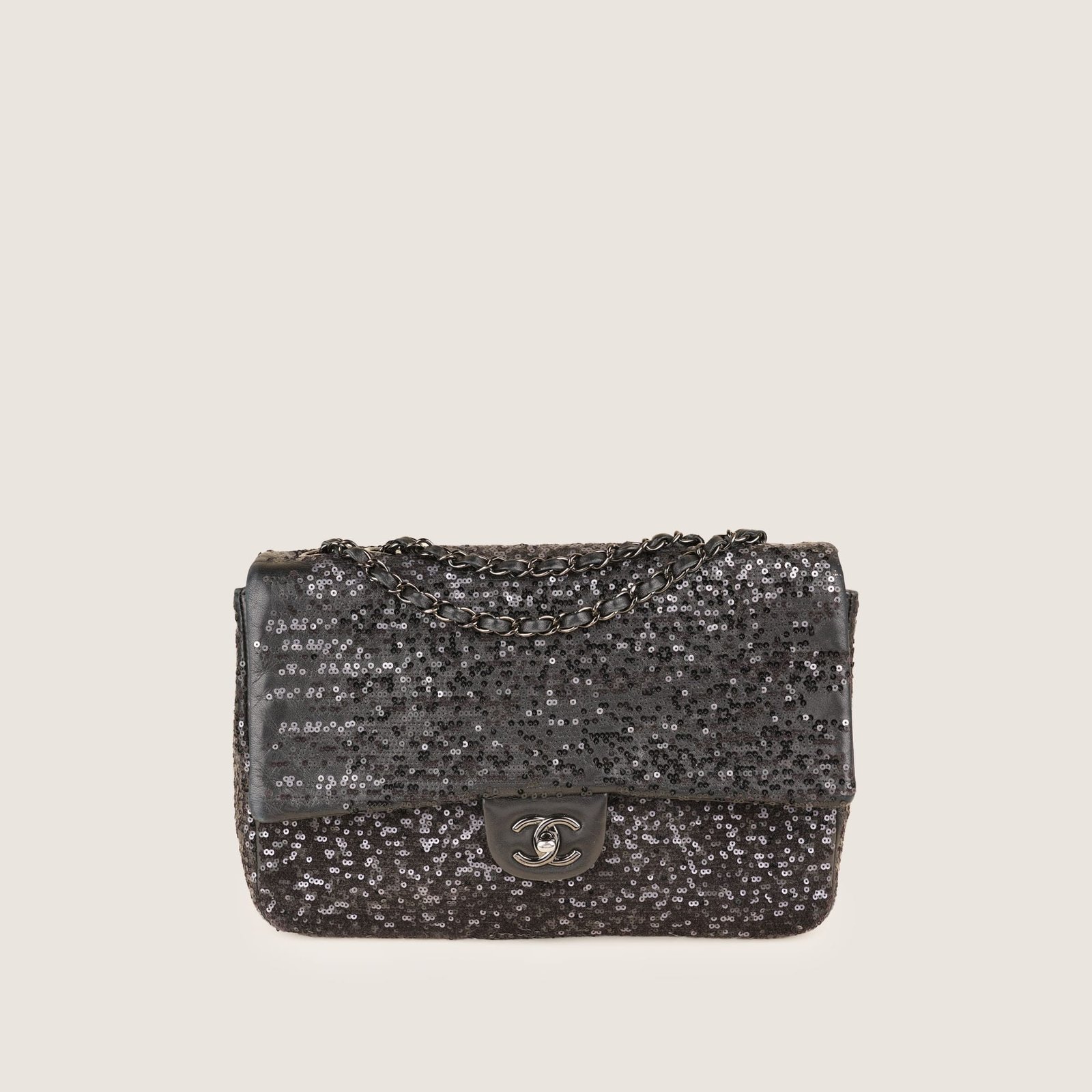 jumbo-sequin-flap-bag-affordable-luxury-514341-1 Jumbo Sequin Flap Bag - CHANEL - Affordable Luxury