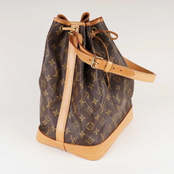 Large No¨¦ Bucket Bag - LOUIS VUITTON - Affordable Luxury