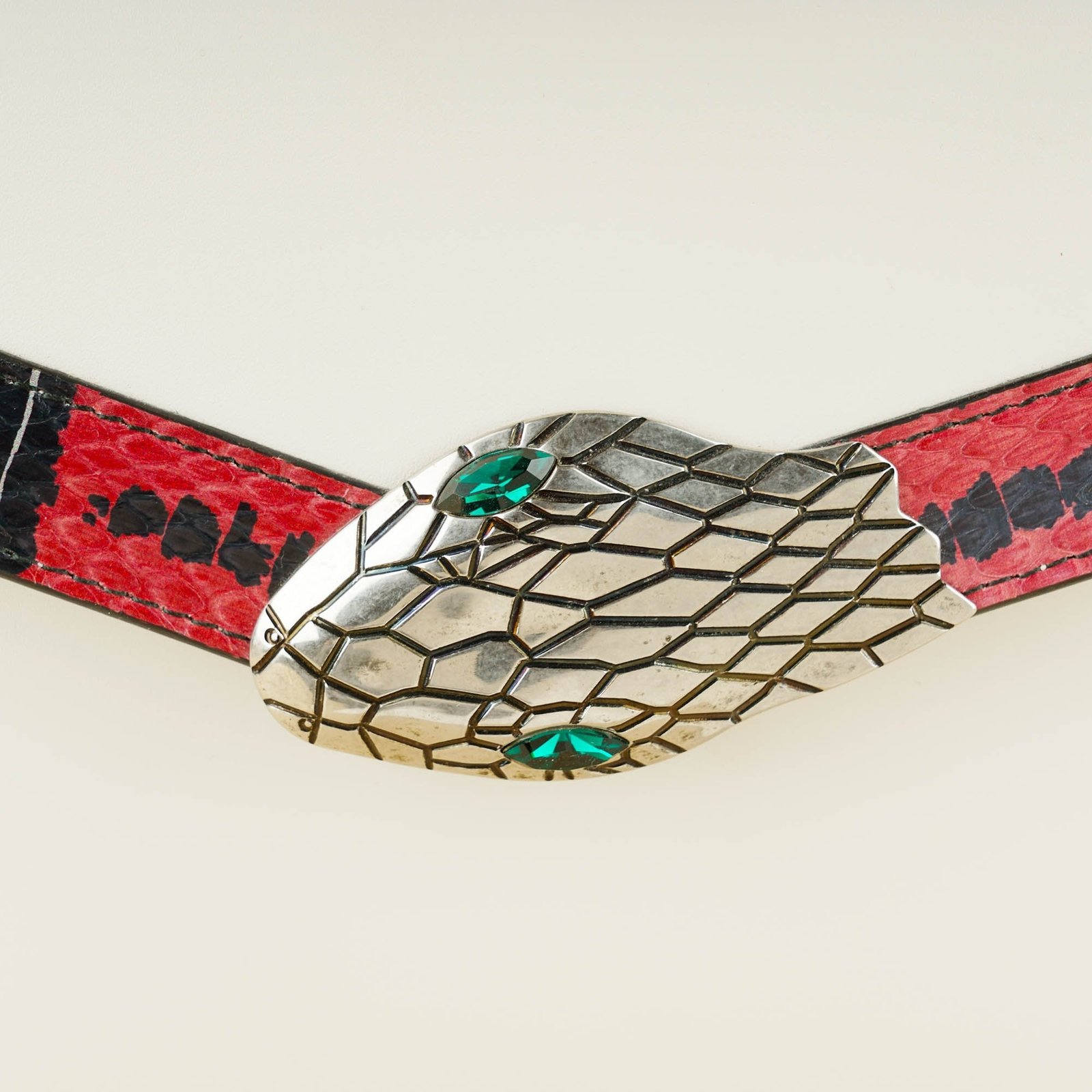 lilith-top-handle-bag-affordable-luxury-800744-1 Lilith Top Handle Bag - GUCCI - Affordable Luxury