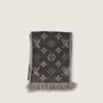 logomania-scarf-affordable-luxury-773508-1
