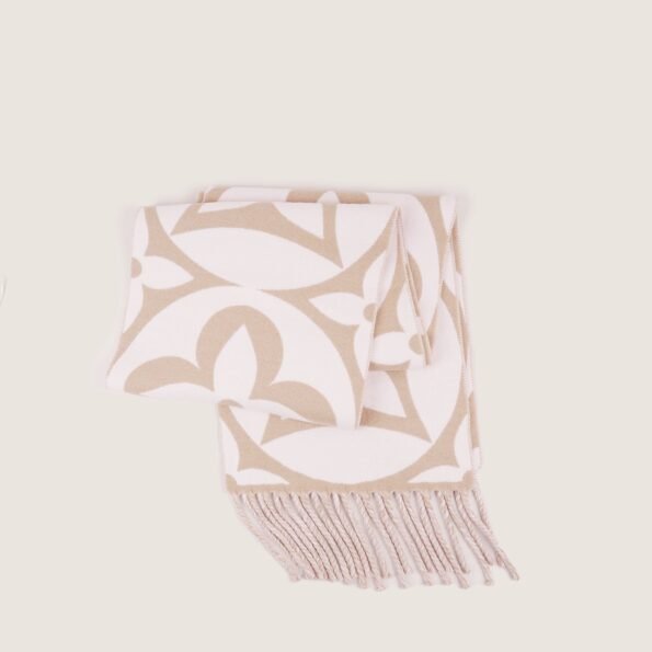 LV Medallion Scarf - LOUIS VUITTON - Affordable Luxury