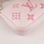 mini-pochette-accessoires-affordable-luxury-852557-1