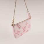 mini-pochette-accessoires-affordable-luxury-852557-1