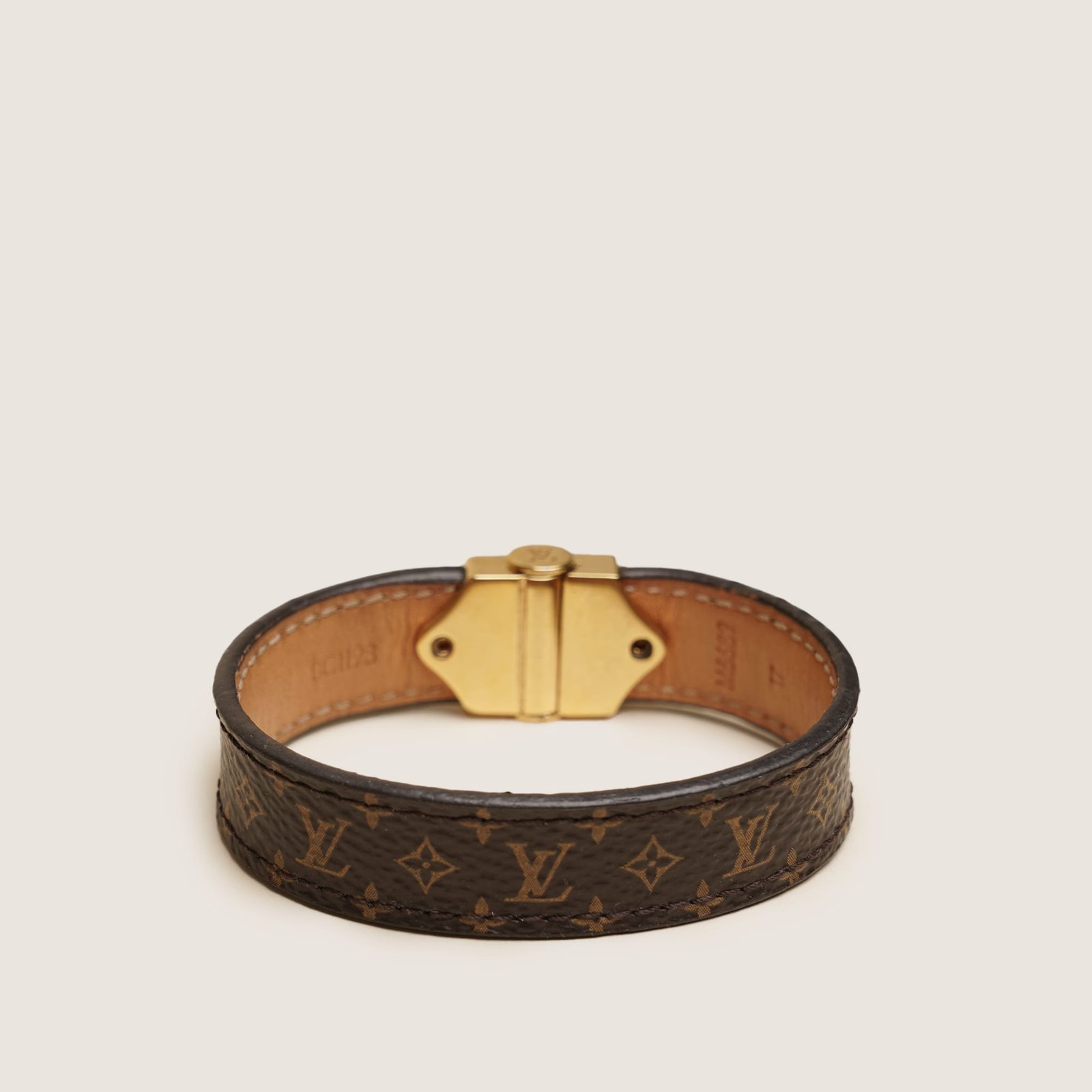 nano-monogram-bracelet-affordable-luxury-968831-1 Nano Monogram Bracelet - LOUIS VUITTON - Affordable Luxury