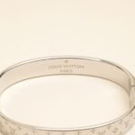 nanogram-cuff-silver-affordable-luxury-310838-1