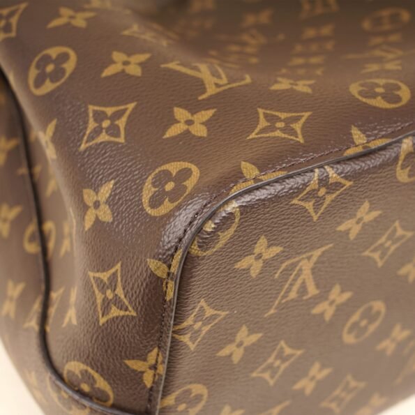 N¨¦oNo¨¦ Shoulder Bag - LOUIS VUITTON - Affordable Luxury