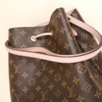 neonoe-shoulder-bag-affordable-luxury-611481-1