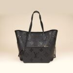 neverfull-mm-tote-bag-affordable-luxury-185129-1