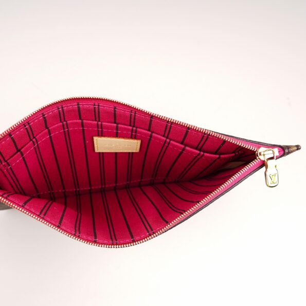 Neverfull Pochette - LOUIS VUITTON - Affordable Luxury