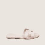 oran-sandals-37-affordable-luxury-502106-1