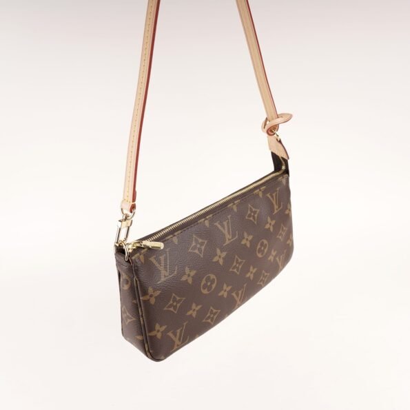 Pochette Accessoires - LOUIS VUITTON - Affordable Luxury