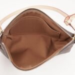 pochette-accessoires-affordable-luxury-307630-1