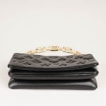 pochette-coussin-affordable-luxury-653838