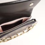 pochette-coussin-affordable-luxury-653838