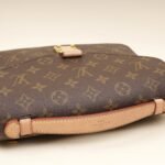 pochette-metis-bag-affordable-luxury-555349-1