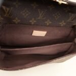 pochette-metis-bag-affordable-luxury-555349-1