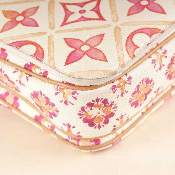 Pochette Metis By The Pool Bag - LOUIS VUITTON - Affordable Luxury