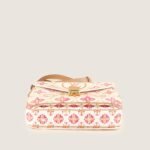 pochette-metis-by-the-pool-bag-affordable-luxury-645978-1
