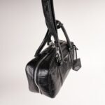 re-edition-bauletto-shoulder-bag-affordable-luxury-882032-1