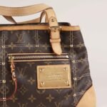 riveting-shoulder-bag-affordable-luxury-403910-1